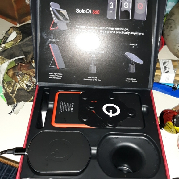 Wireless Charger - Picture 1 of 4